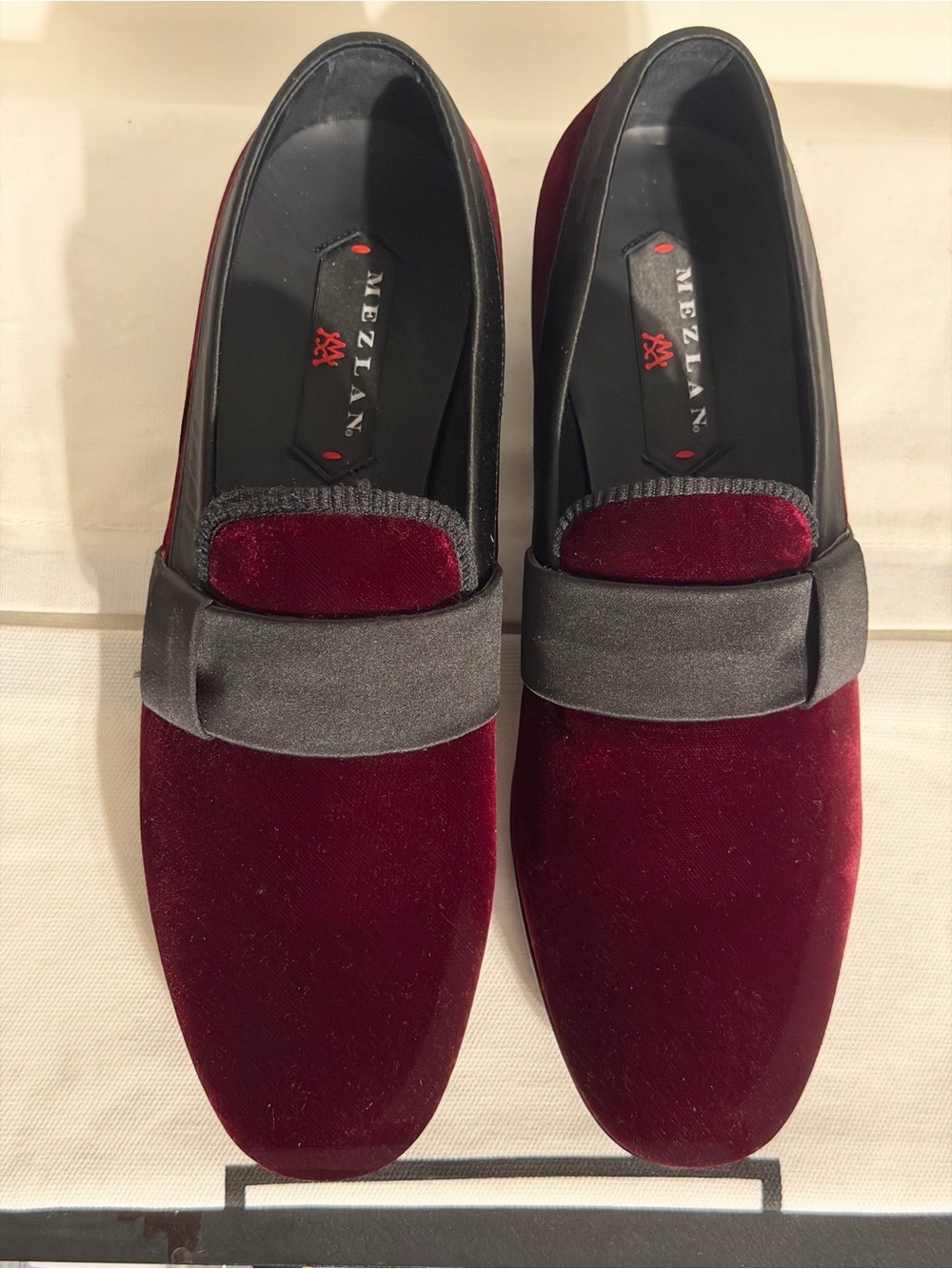 Mezlan Palance Velvet Burgundy Tuxedo Loafers Mens Sz 8 MSRP $330.00